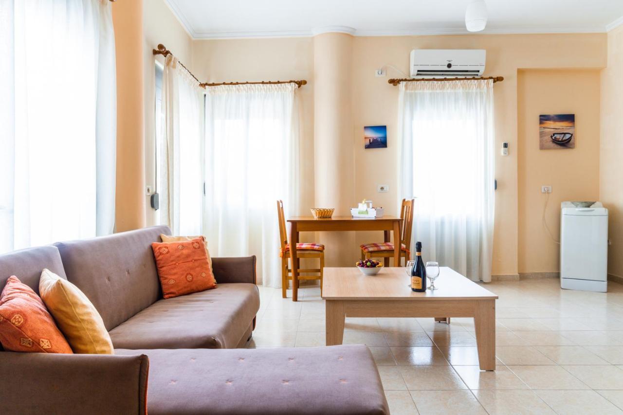 Work-Friendly Central Apartments, Саранда Екстер'єр фото