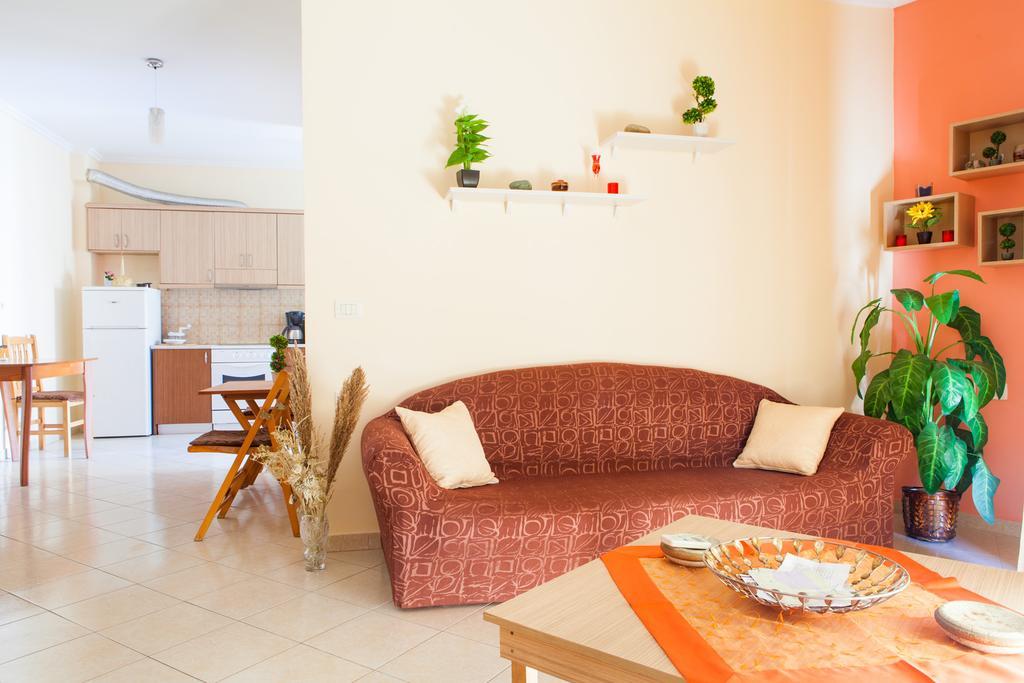 Work-Friendly Central Apartments, Саранда Екстер'єр фото